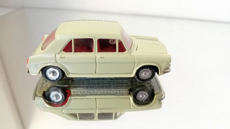 Tekno 831 Danimarca Morris 1100 scala 1:43 - Immagine 2 di 4