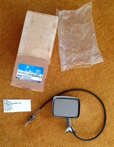 1971-78 Cadillac LH Door Rear View Mirror NOS 9829411