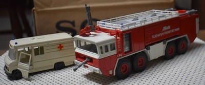 Siku 1:43 Binz Rettungswagen V292 & 1:55 Metz Flugfeld Loschfahrzeus V332