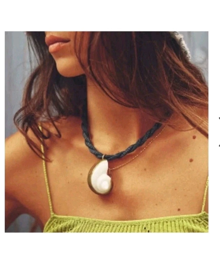 ZARA 蓝色绳子牛仔巨大贝壳吊坠 Lim Ed 项链项圈 WHT/GR M 全新带标签 — 第 3/4 张图片