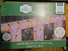 Holiday Time 150 Blue Net Lights Green Wire 6 ft x 4 Ft