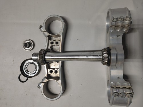 2008 KTM 450 SXF Triple Tree Clamp Assembly 59401031019, 59401034019 - Picture 6 of 10