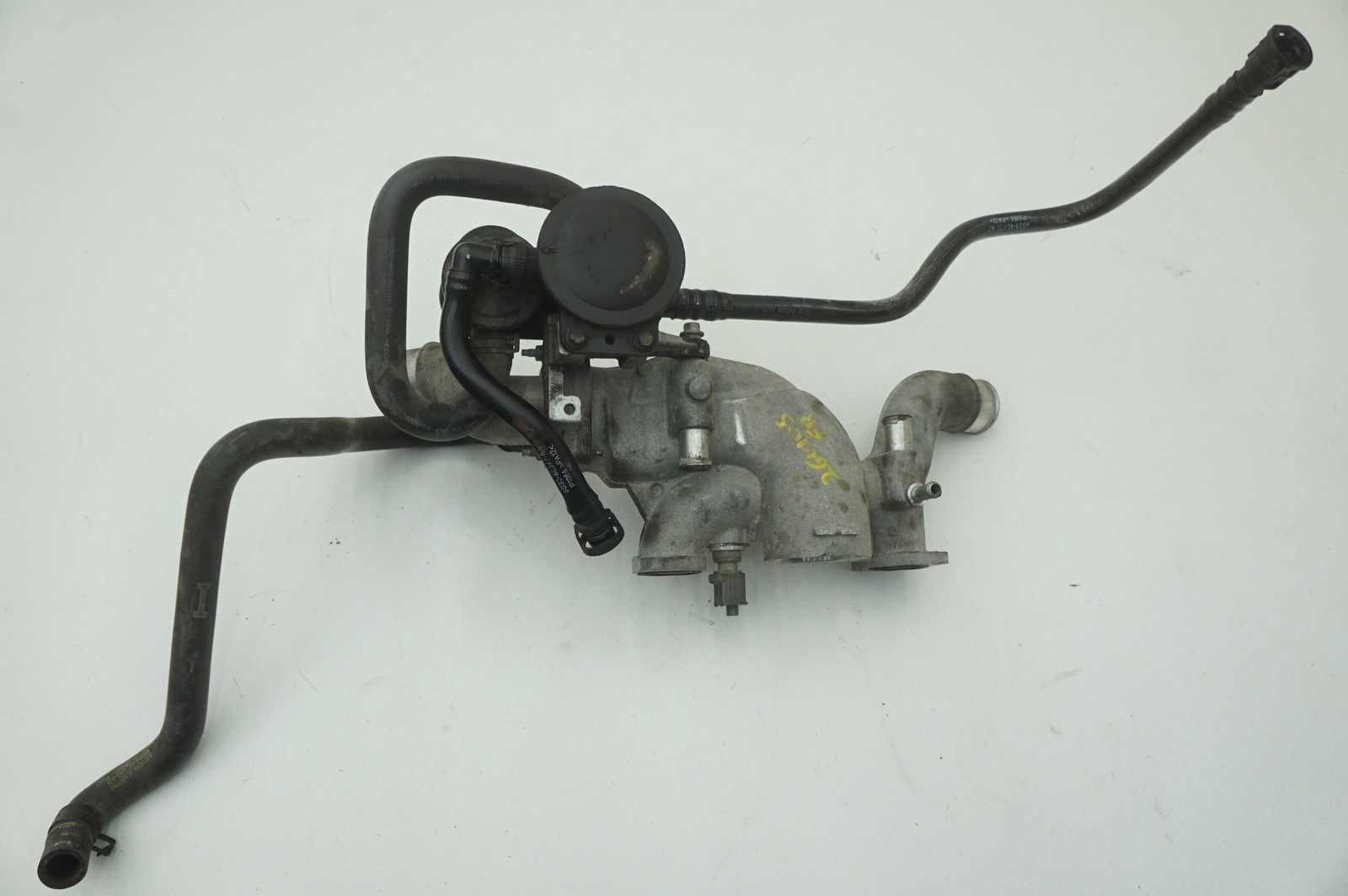 Thermostat Housing Water Outlet Pipe 6G33-8A520-AC Aston Martin V8 Vantage 2008