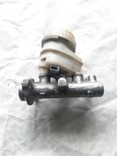Maître-cylindre de frein Mitsubishi L200