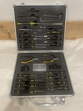 Basetech BT-1954694 Werkzeugset Heimwerker, Techniker, Elektriker im Koffer