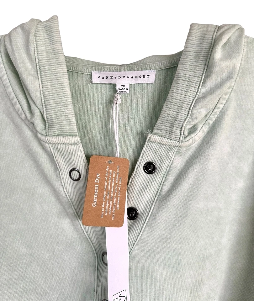 Top con capucha para mujer Jane & Delancey teñido manga corta talla grande 2X como nuevo Foto 3 de 4