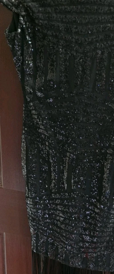 Sparkly Black Flapper Gatsby 连衣裙 M 码 20 年代性感正装 — 第 4/4 张图片