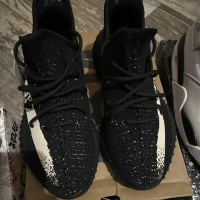 adidas Yeezy 350 Boost Men s Black/White Low Top Lace-Up Sneakers