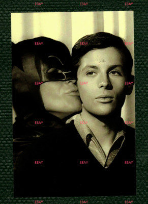 POSTCARD Print / Burt Ward + Adam West / Batman kissing Robin, 1966