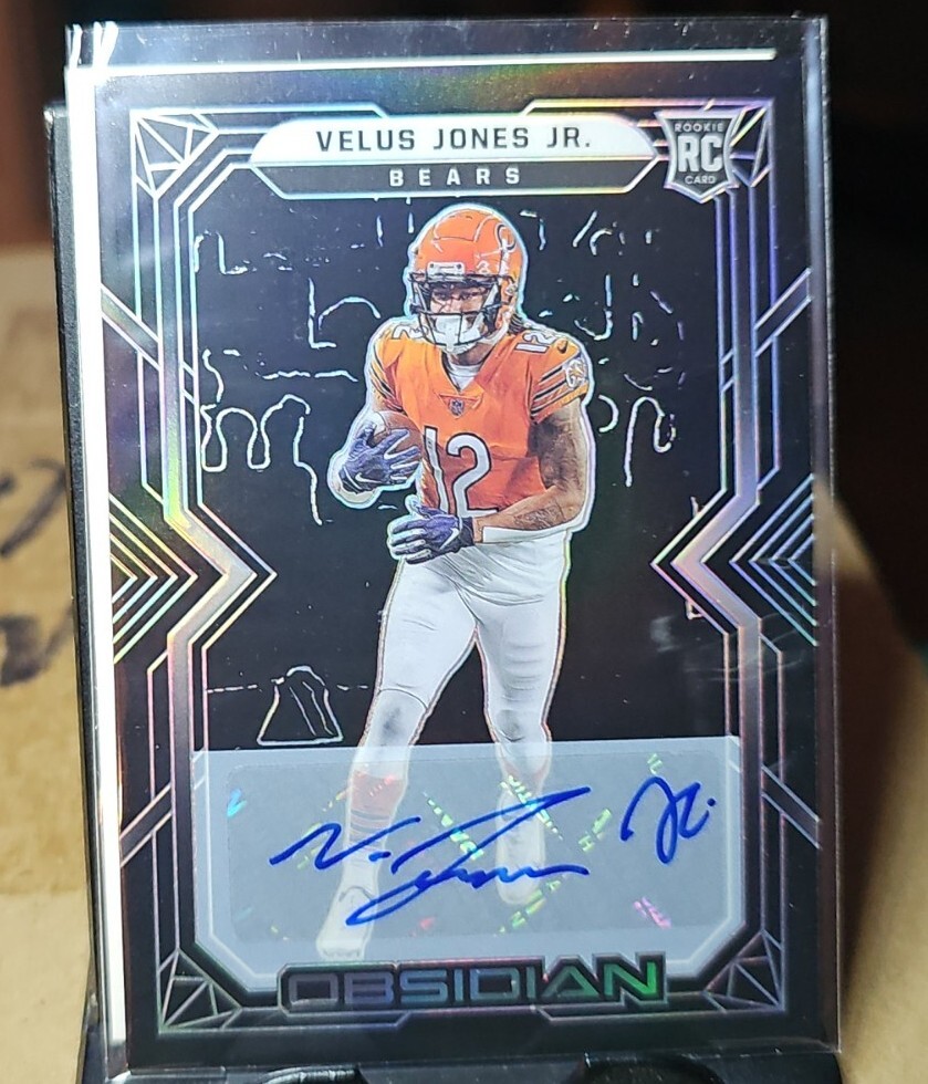 Velus Jones Jr 2022 Panini Obsidian Rookie Auto Bears WR/199