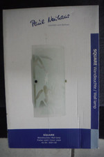 Wandlampe von Neuhaus, satiniertes Glas, 26 cm x 15 cm, OVP