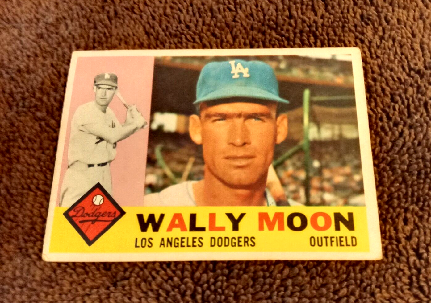 1960 Topps #5 Wally Moon Los Angeles Dodgers EX/MT Shape HOF No Creases