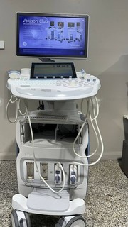 GE Voluson E8 Ultrasound Machine with Color Image