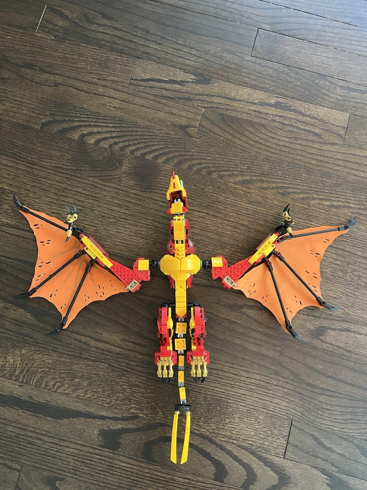 LEGO NINJAGO Legacy Fire Dragon Attack 71753 Foto 3 de 4