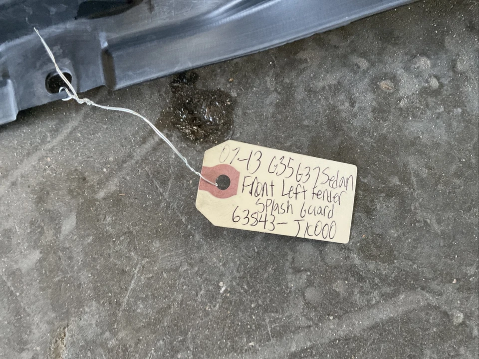 07-13 Infiniti G35 G37 Sedan Front Left Fender Splash Guard 63843-JK000 - Imagem 3 de 3