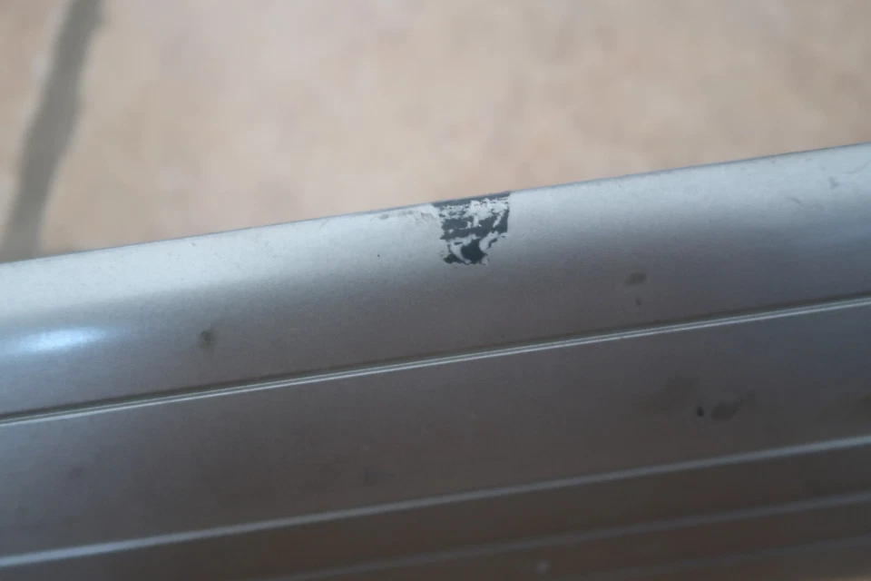 98-04 Toyota Land Cruiser Front Left Driver Exterior Door Molding OEM D2 - Image 4 of 4