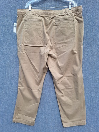 NWT LL Bean Comfort Stretch Dock Pants Mens XXL Dune Beige Coolmax 42-44 waist - Picture 2 of 7