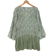 Catherines Printed Crinkle Texture Boho V-neck Tunic Top size 5X Green/White