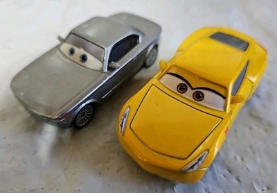 DISNEY PIXAR CARS 3 Fireball Beach CRUZ RAMIREZ And STERLING 1:55 DIE-CAST C4