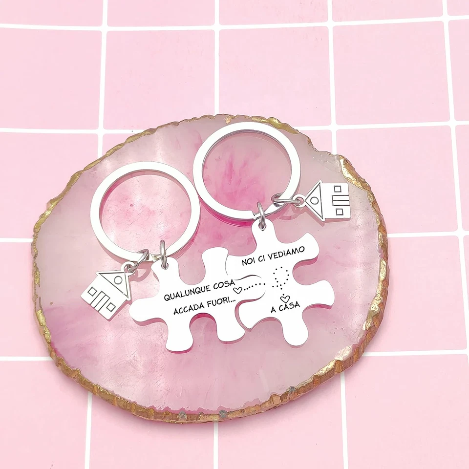 Unisex Portachiavi Ci Vediamo a Casa per Coppia in Acciaio Inox Ciondolo Casa Ca - Immagine 4 di 4