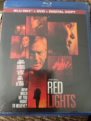 Red Lights (Blu-ray, 2012, Widescreen) NEW