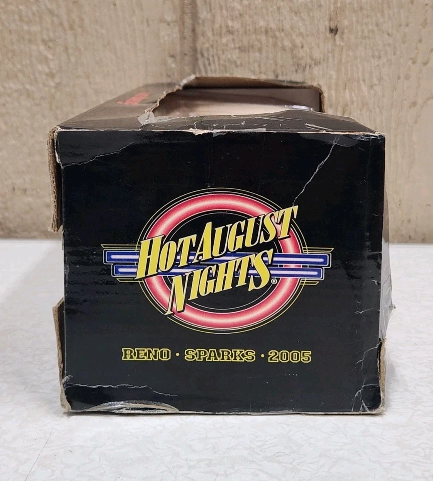 Crown Premium 1:24 1937 Lincoln Zephyr Street Rod ~ DAMAGED BOX ~ RARE VHTF ITEM - Image 2 of 4