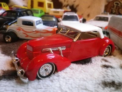 LESNEY MATCHBOX YESTERYEAR YY-18 CORD 812 1937 de 1978 Comme neuf sans boite - Photo 1/4
