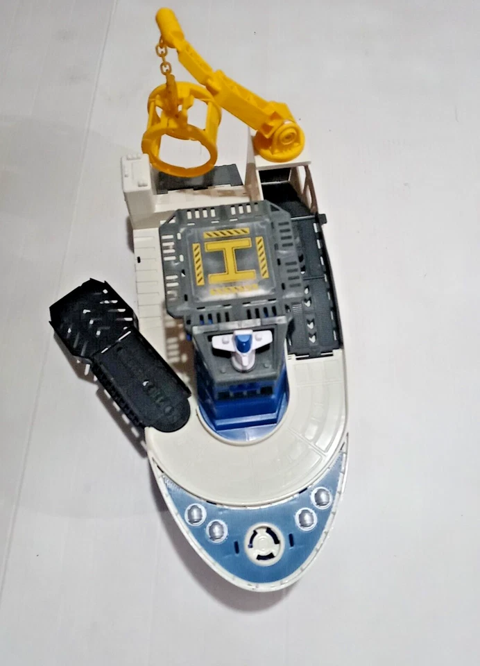 Mattel Matchbox Mission 57 Marine Shark Ship Floats On Water And Rolls On Land - Image 3 of 4