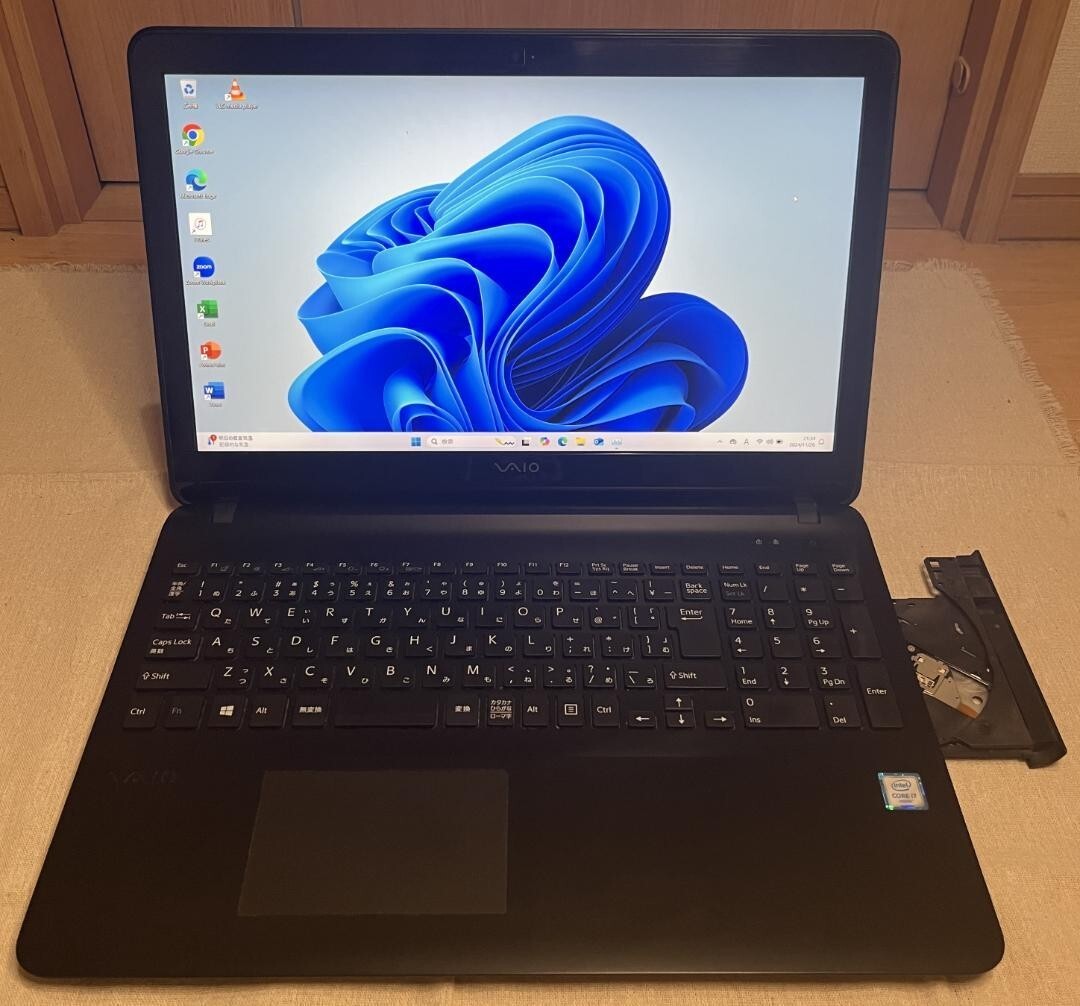 SONY VAIO S15 VJS151C11N Intel Core i7-6700HQ SSD128+HDD1TB SONY VAIO S15 VJS151C11N Intel Core i7-6700HQ SSD128+HDD1TB