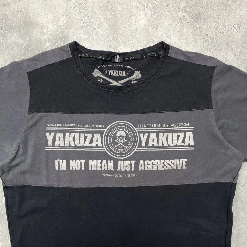 Camiseta Yakuza Aggressive Y2K Negra/Gris Talla XL Foto 3 de 4