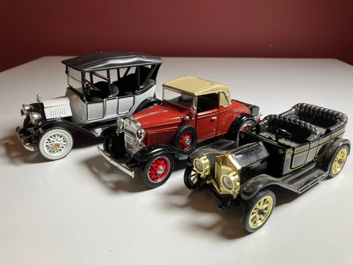 Hi-Story Contemporary Manufacture Diecast Cars, Trucks & Vans for