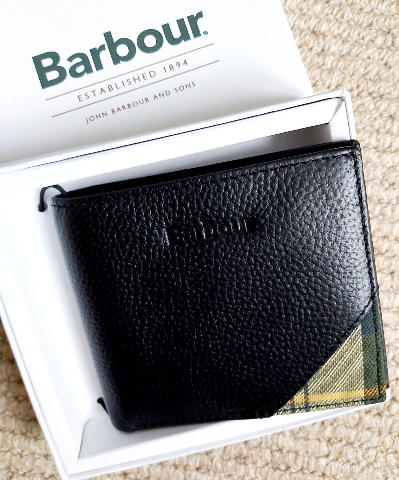 Genuine BARBOUR Black / Ancient Green Tartan LEATHER Billfold Cards Notes WALLET