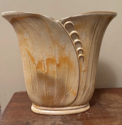 Vintage Frankoma Scallop Vase “Plainsman” Line Desert Gold about 8.5” tall