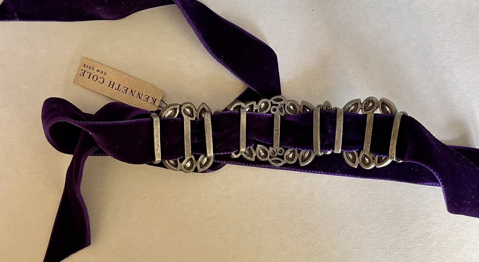 Vintage Kenneth Cole Diamond Crystal Royal Amethyst Purple Ribbon Crown Headband - Image 4 of 4