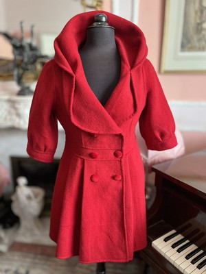 Max Mara ausgefallener roter Mantel aus reiner Wolle