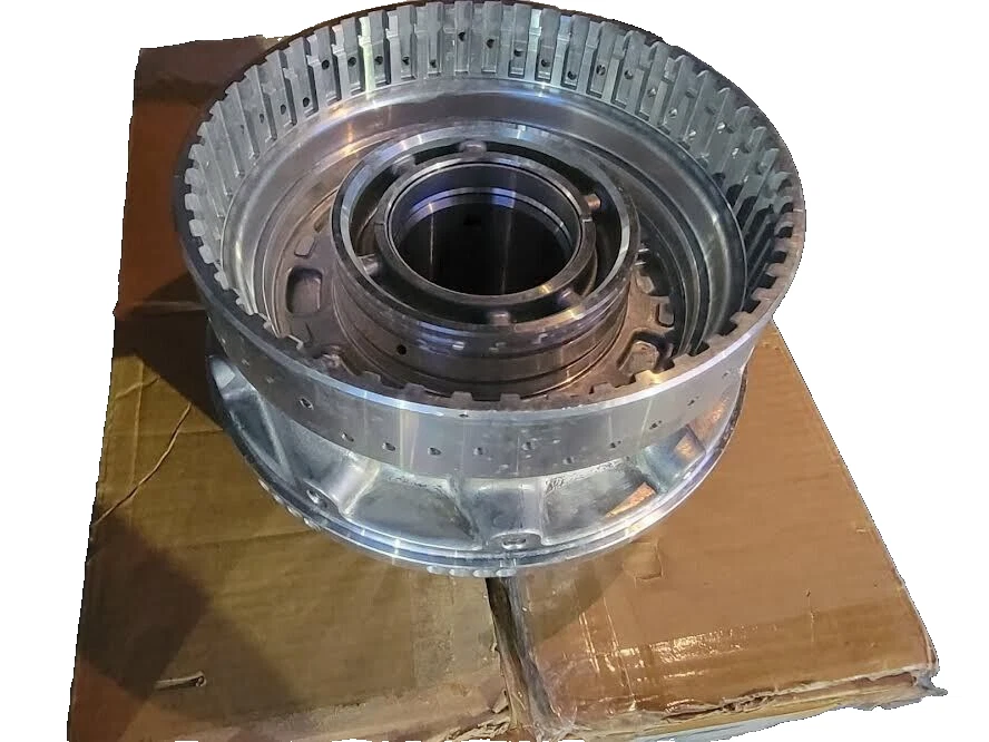 Carcasa de embrague genuina GM F (S) 24048492 Silverado Sierra 2500 HD 3500 HD Foto 3 de 4