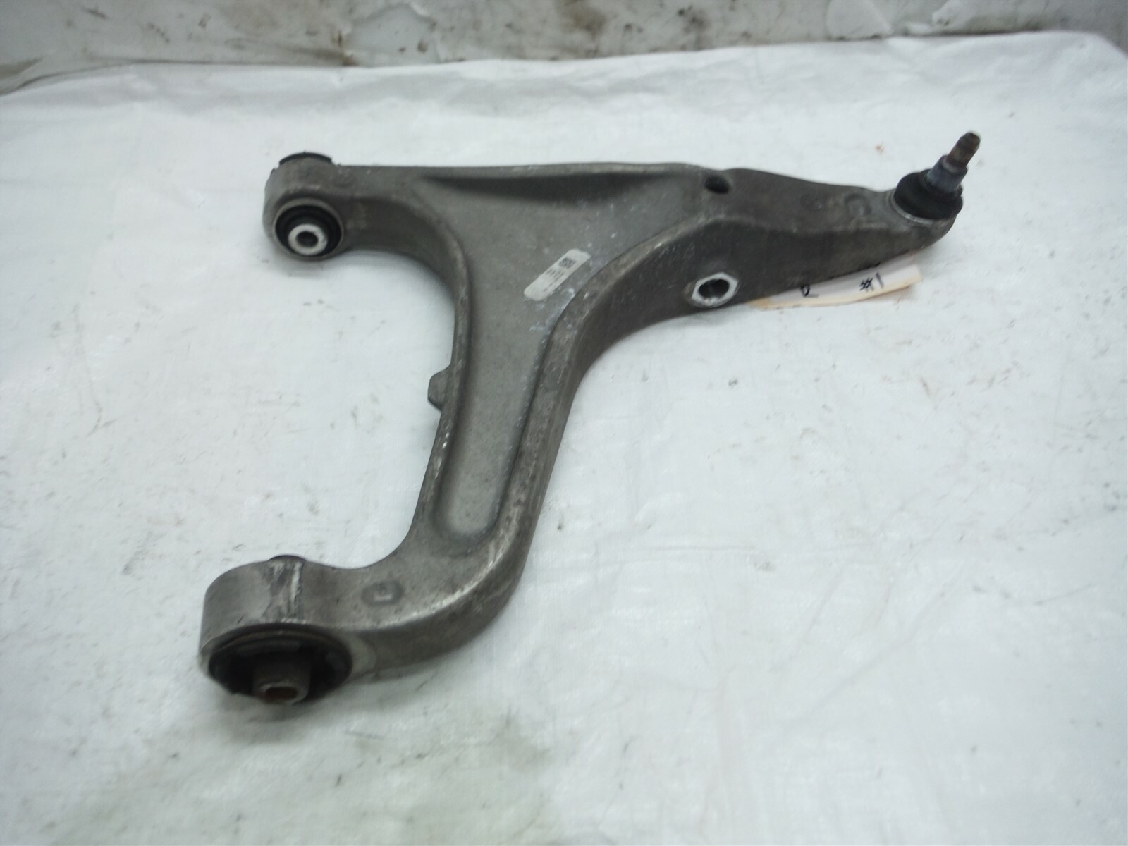 2014-2017 MASERATI GHIBLI PASSENGER RIGHT FRONT LOWER CONTROL ARM 06700071790