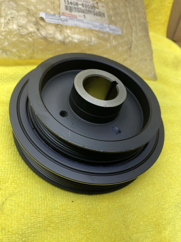 适用于丰田凯美瑞 1992 - 1993 正品曲轴滑轮 13408-62030 — 第 3/4 张图片