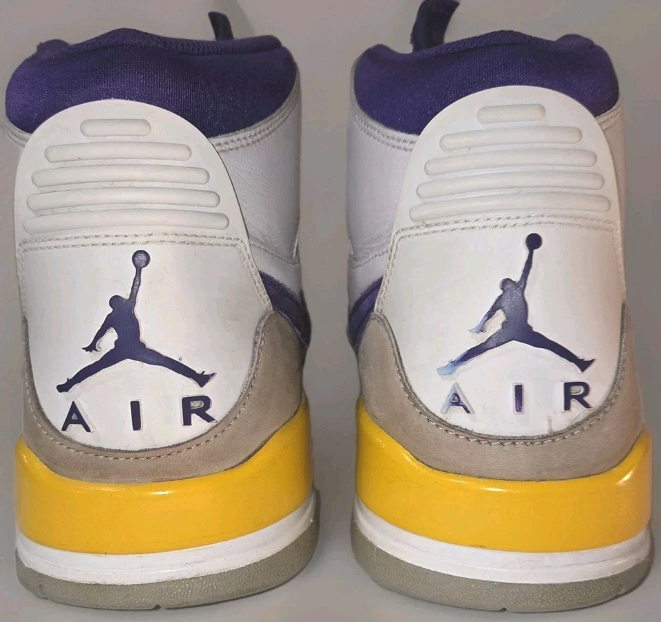 Air Jordan Legacy 312 Blanco Púrpura y Amarillo AV3922-157 Talla 12 Foto 4 de 4