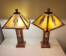 Tiffany Style 2 Bulb  Night Light Misson Table Lamp Stained Glass Wood Base