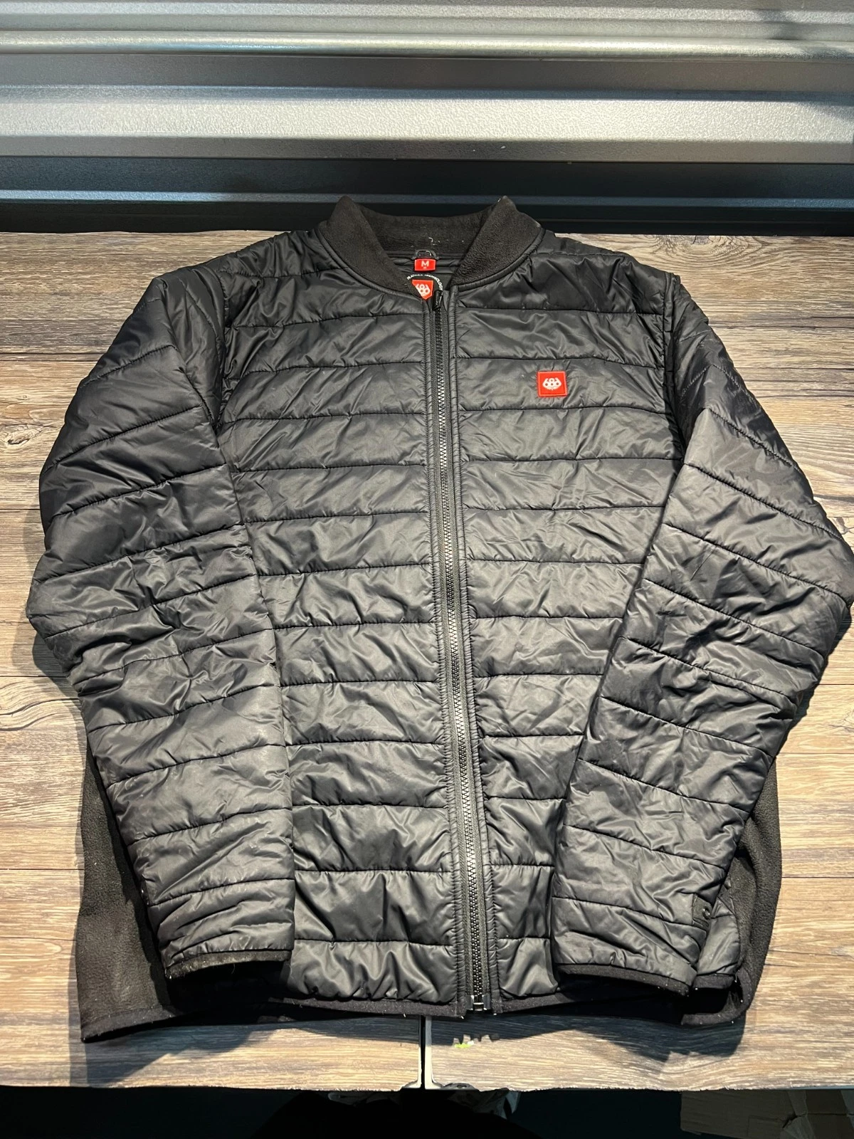 686 Jacket Men Medium Black Puffer Thermal Insulated Winter Outdoor
Opens in a new window or tab