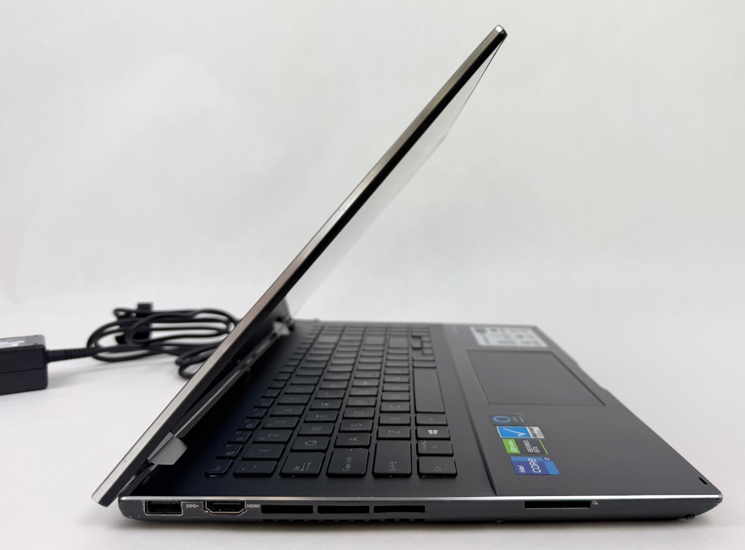 Asus Q538EI-202.BL, 15.6-Inch Laptop, with Intel Core i7-1165G7, Windows 11 Home
