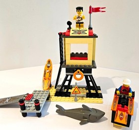 LEGO 6736 BEACH LOOKOUT Island Extreme Stunts 99% Complete