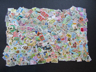 BRITISH WEST INDIES EXTENSIVE COLLECTION OF USED/MINT STAMPS IN FILE 1500