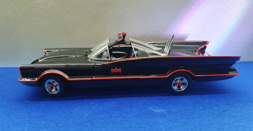 COCHE BATMOBILE HOT WHEELS MATTEL 1204AZ ELITE 1:18 - Imagen 3 de 4