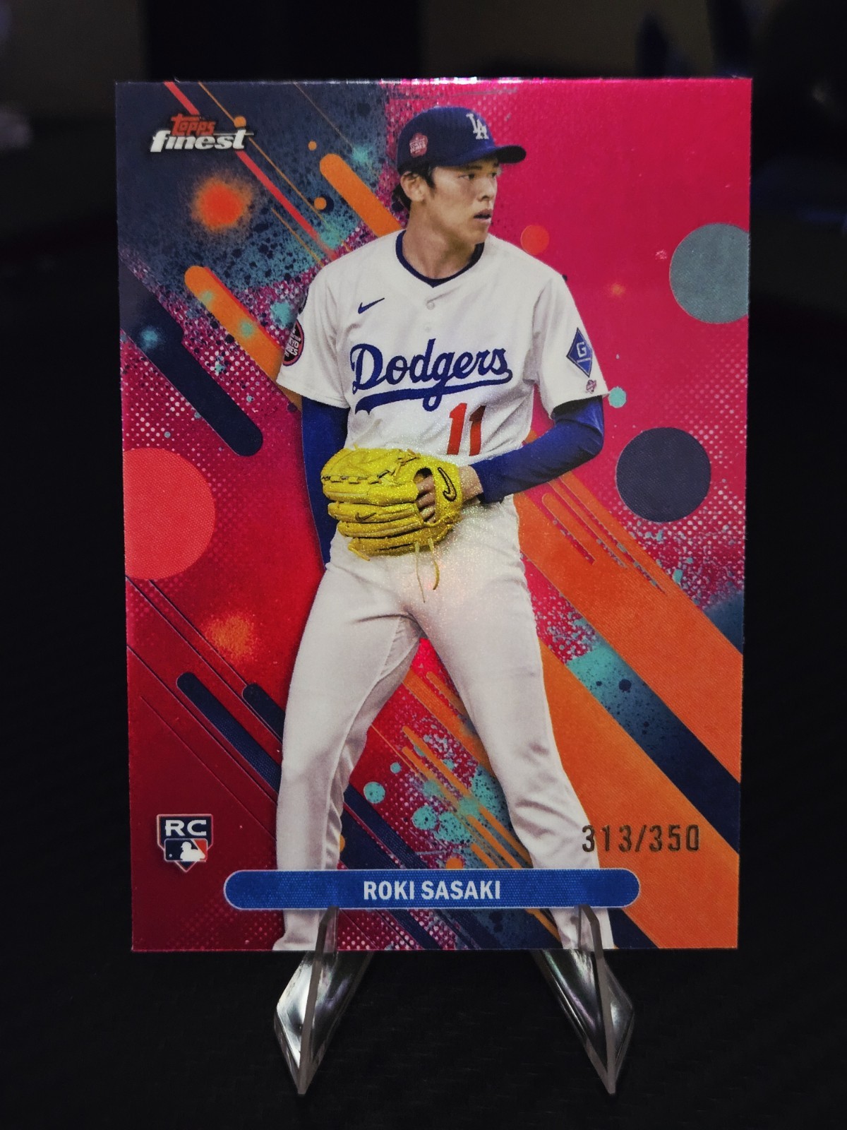 2025 Topps Finest - Common Roki Sasaki #40 Magenta Refractor /350 (RC)