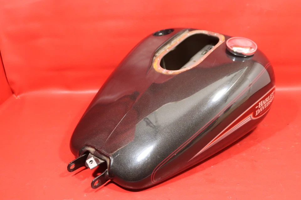 2007 HARLEY-DAVIDSON DYNA LOW RIDER FXDL FUEL TANK NO LEAKS NO RUST PEWTER PEARL Foto 2 de 4