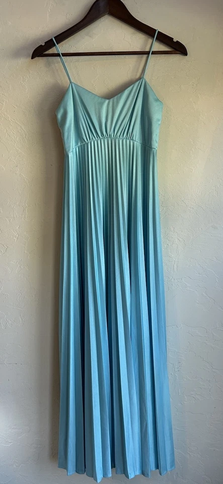 Maxi Vestido Sin Mangas Azul Bebé Vintage Años 60 70 7 8 Plisado Coqueta Barrido Completo Foto 3 de 4