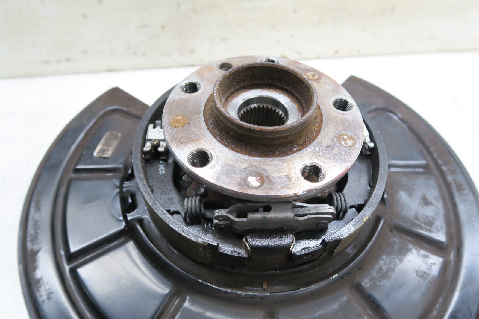 2014-2019 Maserati Ghibli OEM Right Rear Wheel Spindle Knuckle Hub Bearing