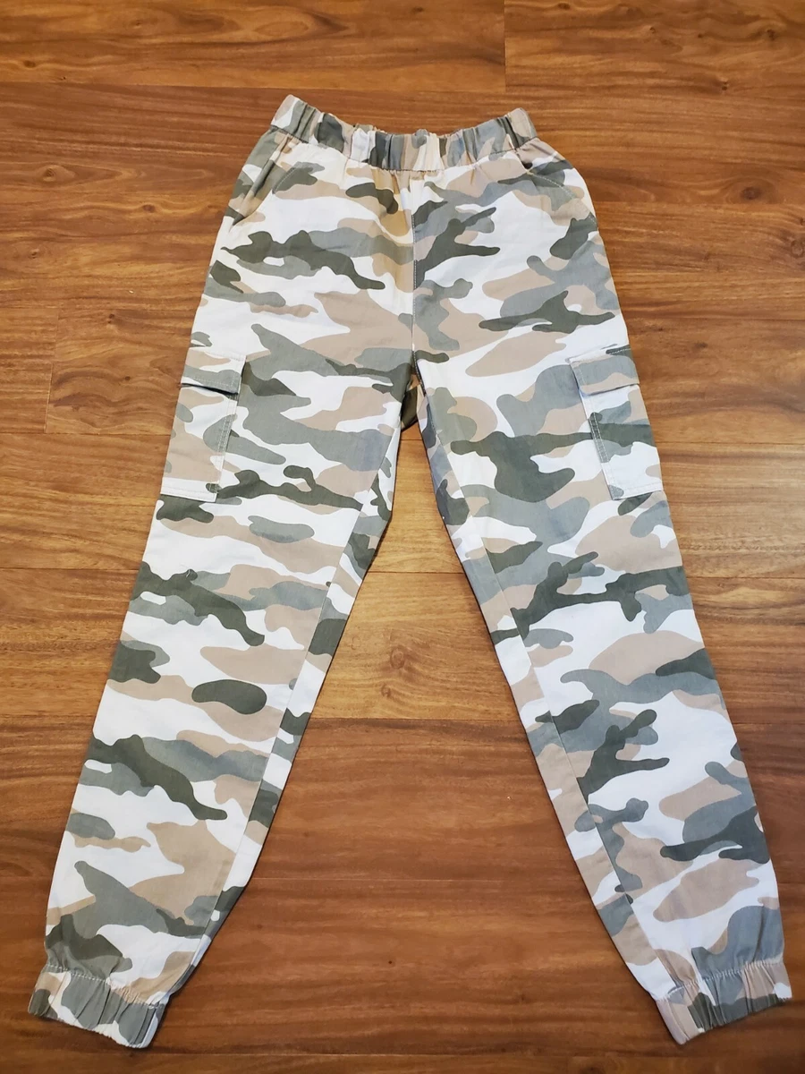 H&M/ Womens cargo pants/ camo size 4